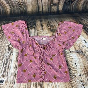 Boho Top Women’s Size M Pink Floral Fitted Tie Up Fitted Back Flutter Sleeves So
